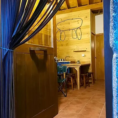 Hostal Da Moura Maus de Salas