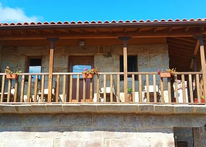 Хостел Da Moura Маус-де-Салас