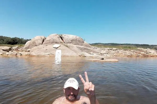 Da Moura Vandrerhjem Maus de Salas