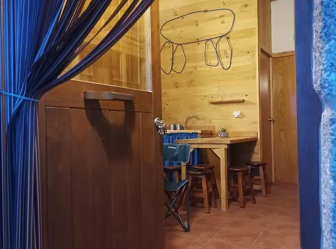 Хостел Da Moura *