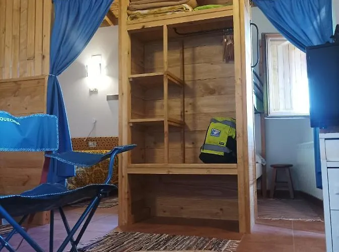 Vandrerhjem Da Moura Maus de Salas